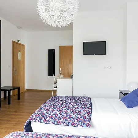 Alojamento de Acomodação e Pequeno-almoço H18