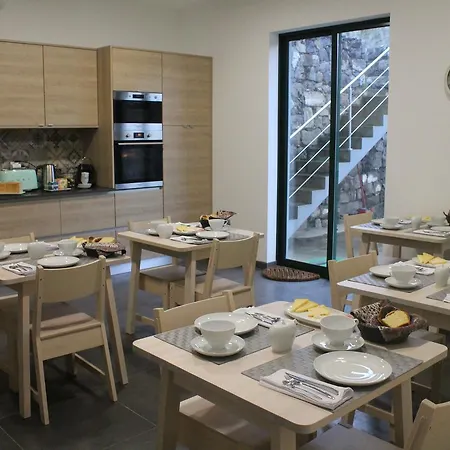 Alojamento de Acomodação e Pequeno-almoço H18