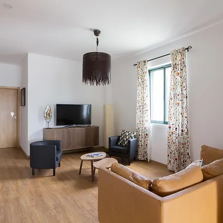 H18 Couette-café Horta (Azores)