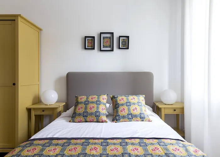 Bed & Breakfast H18 3*